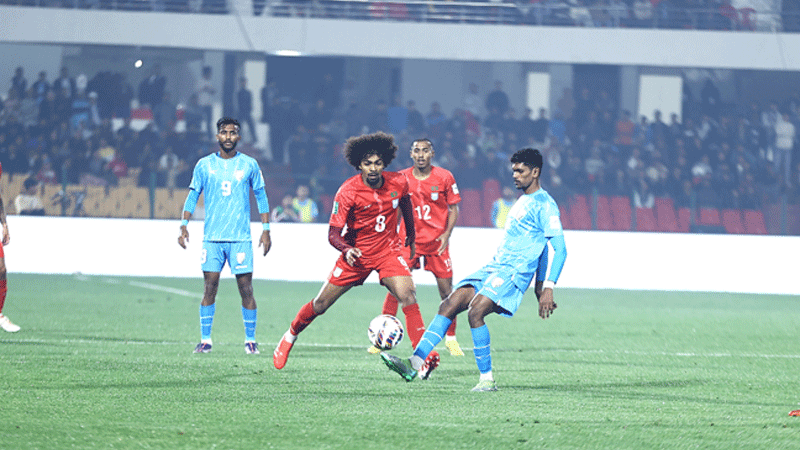 হামজার অভিষেকে গোল মিস করে সমতা বাংলাদেশের